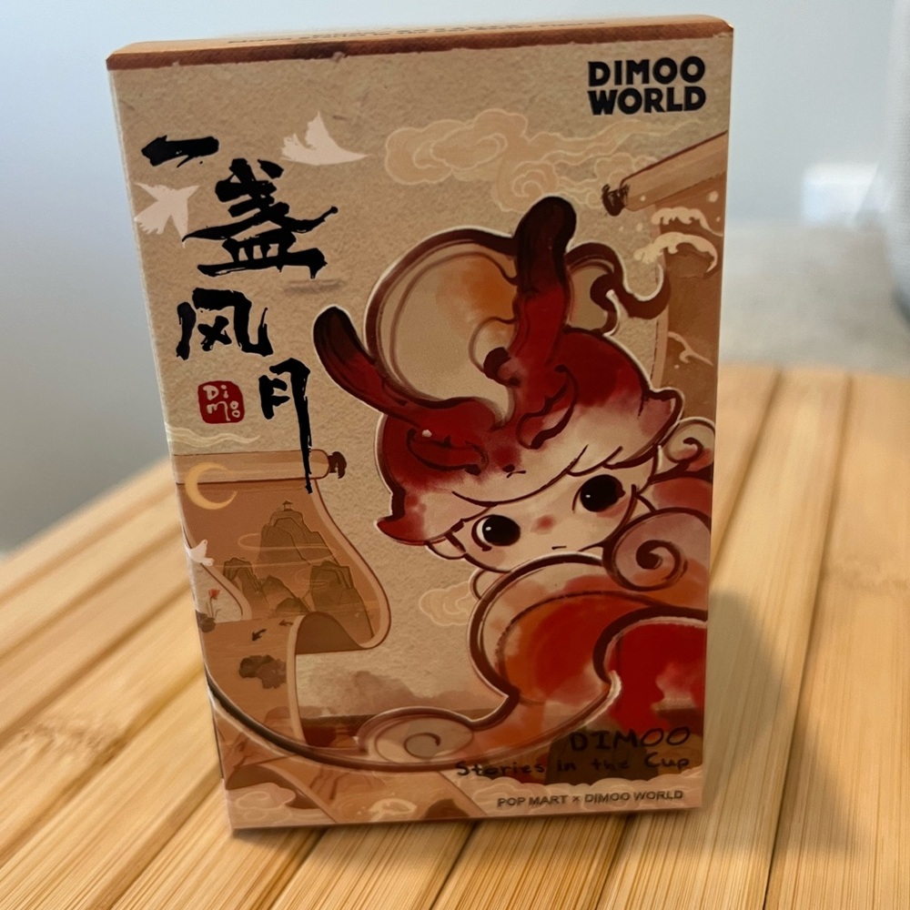Dimoo World Figure Box - Rooftop Guardian Creatures - Picture 2 of 8